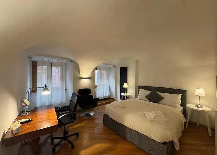 New! Renovated In Ancient Rom