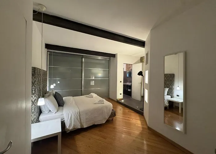 New! Renovated In Ancient Apartment Rom